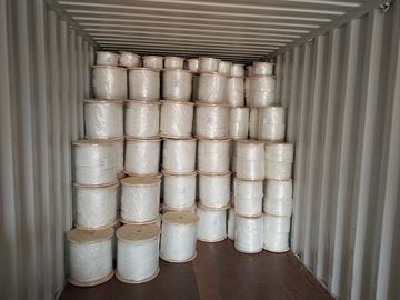 China Supply high quality 3 strand white polyester rope with wooden reel supplier